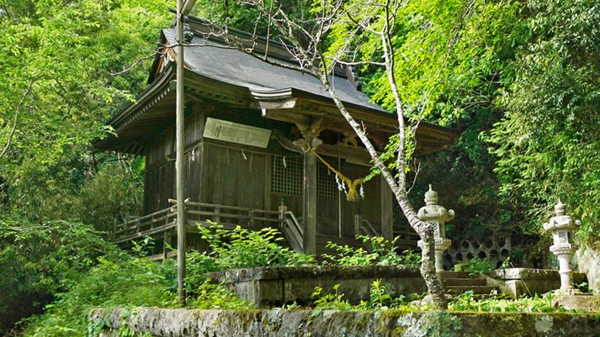 大子町の蒟蒻神社鳥居の景観写真とVRツアーのリンク