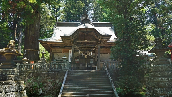 大子町下野宮の近津神社鳥居の景観写真とVRツアーのリンク