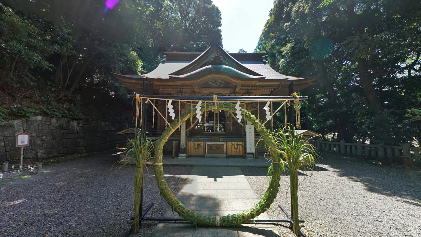 日立市の泉神社の拝殿と茅の輪の景観とVRツアーへのリンク