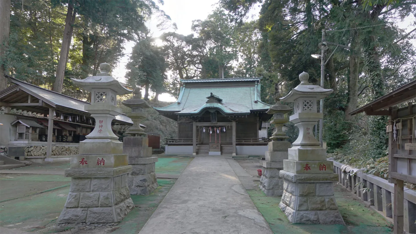 日立市の諏訪神社下社の拝殿の景観写真とVRツアーへのリンク