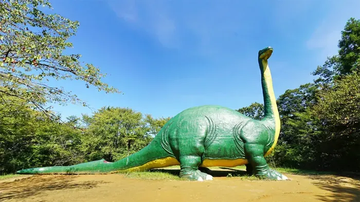 水戸市森林公園の恐竜広場の景観写真