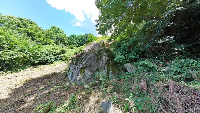 筑波山の六所皇大神宮の巨石・イワクラの景観写真