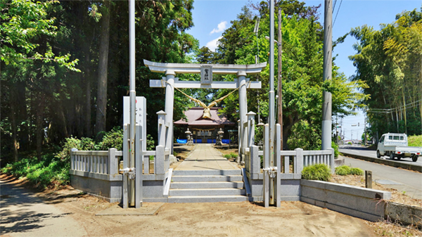 鷲神社の鳥居の景観写真