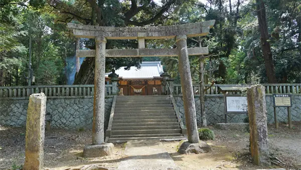 桜川市の雨引千勝神社の鳥居の景観写真